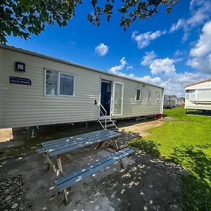 Great 8 Berth Caravan At Le Mere In Yorkshire Ref 71001i Tunstall (East Riding of Yorkshire)