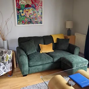 hopetoun-apartment-with-free-parking.edinburghhotelsuk.org/